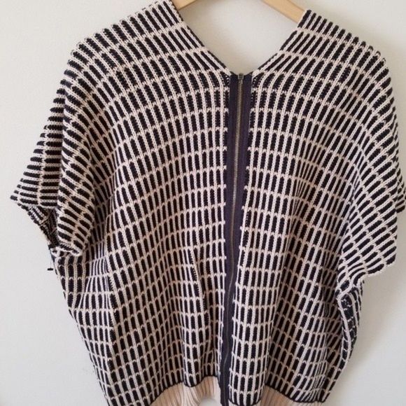 Free People Something Special Poncho - Picture 10 of 16